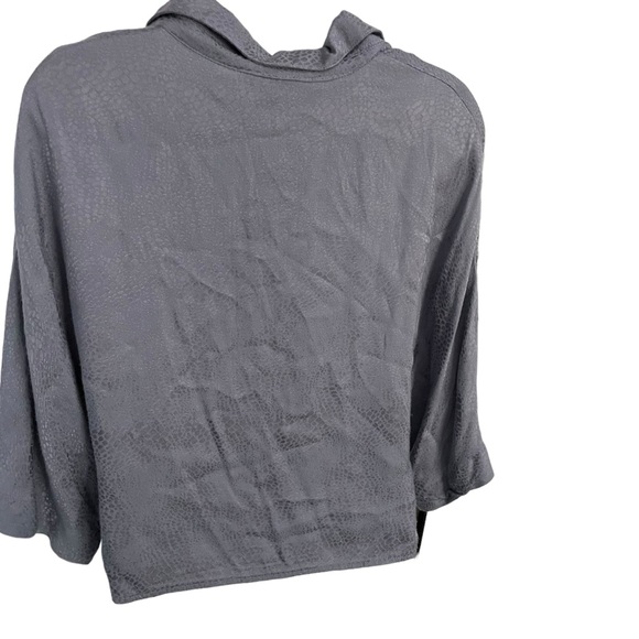 Steve Madden Viscose/ Rayon Cropped Button-Up Top SZ XS - Picture 11 of 14